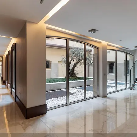 Apartment Brera In Center Milan