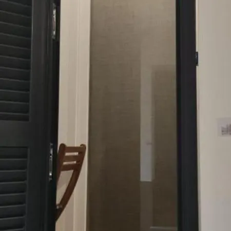 Ticinese 아파트 *