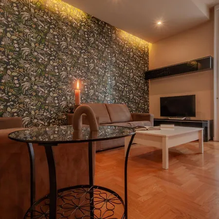 Italianway - The B Village New *