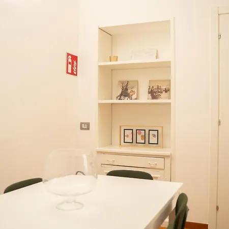 Bubi House Porta Romana Daire *