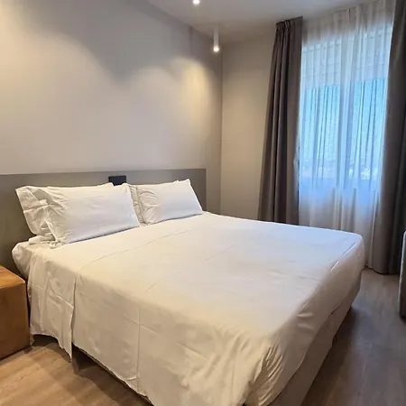 Astoria Sure Collection By Western Milánó