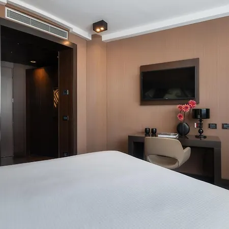 Crowne Plaza By Ihg 4* Milán