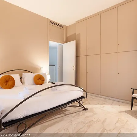 Brera In San Babila Apartment Milan