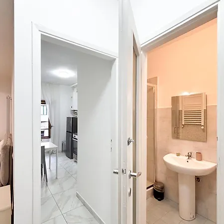 Fair Haven - Modern Near Metro Bisceglie And San Siro דירה