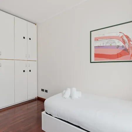 Lägenhet Brera Quadrilocale Di Lusso Con Sauna *