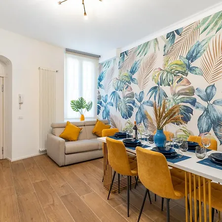 Moscova Luxe - Elegant With 2 Bathrooms Apartament Mediolan