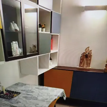 Davy Place Ub1 * ميلان