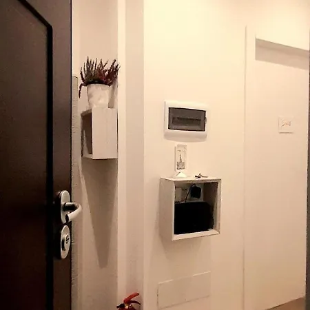 Sole Fiori לינה וארוחת בוקר מילאנו