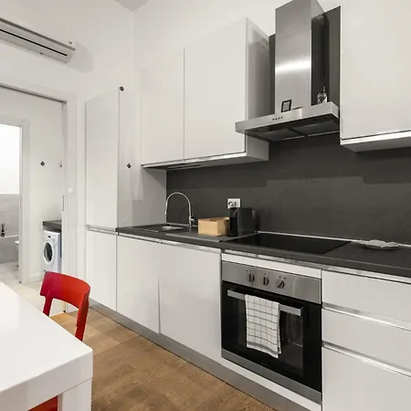 Ginny - San Siro Holiday home Milan