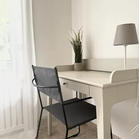 Solari Design District- 4 Mega Siute *