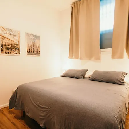 Casa De Amicis - Lakeside L&b 3* Mailand