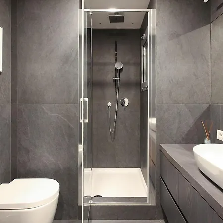 Hacca Collection-luxe 1br With Terrace In Pta Venezia Appartement