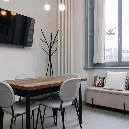 Design Canal Navigli View Milano