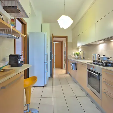 Homeby, Casa Elena