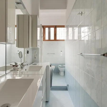 Guesthost - De Angeli Elegant *