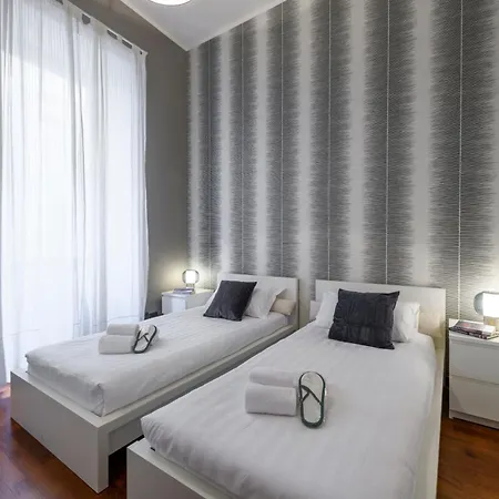 Borromei, 11 - Eleganza In Pieno Centro Lejlighed