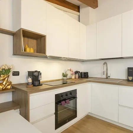 Daire Artstay - San Raffaele, Near Metro M1, Ac Milano