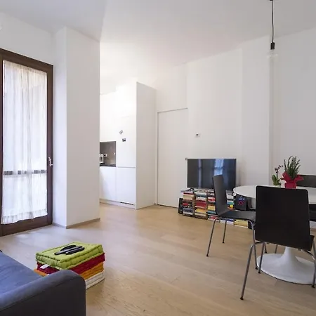 Cozy In The Center מילאנו