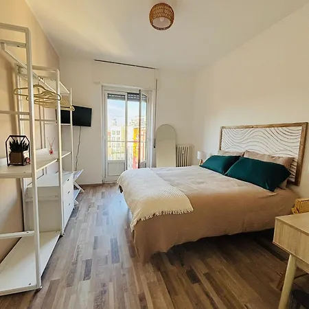 Apartment New Brenta 10 Minutes To Duomo M3-15 Minutes To Linate - Full Furnished Wi-fi,amazon Prime And *