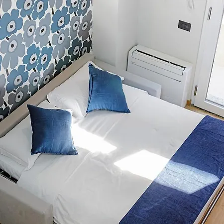 Design & Elegant In Navigli - *