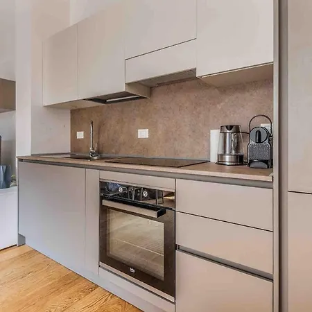 Sant Ambrogio M2 200metri Centre Of Apartamento Milán