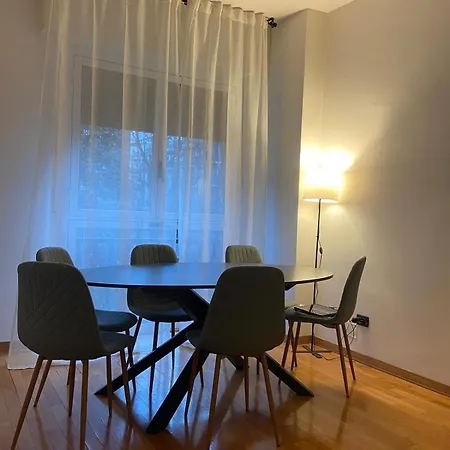 6 Posti - Casa Ricci- Navigli-mudec Milano