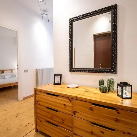 Apartamento Free Parking, 2 Min To Metro, 8 Min To Rho Fair Milán