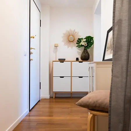 Apartment Easy Living - M1 Metro Wi-fi