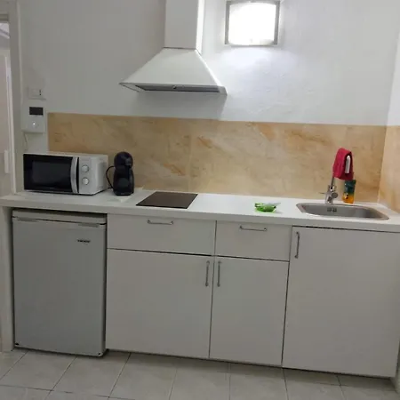 House דירה