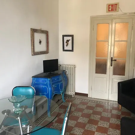 Cozy Three Close To Porta Venezia Daire Milano