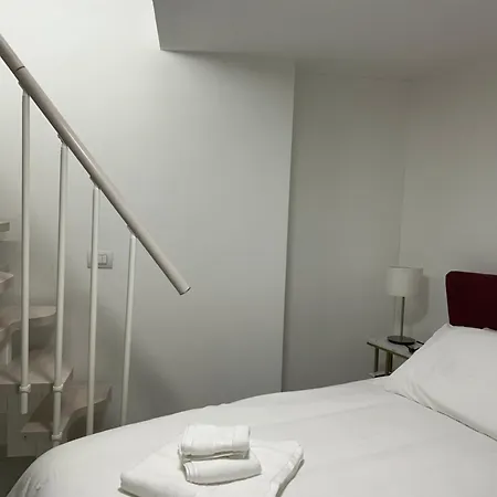 G Luxury Platinium&gold Red Metroline To Duomo Apartment Milan