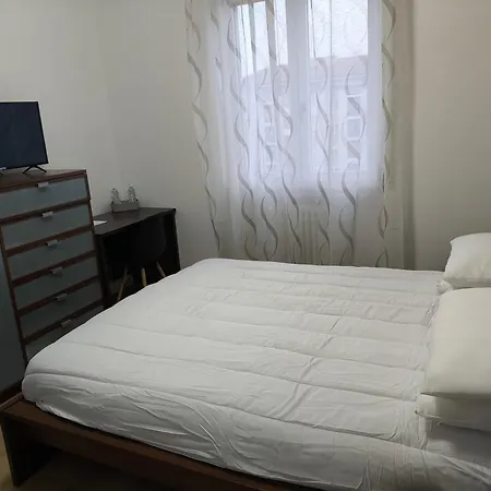 شقة Zuretti House