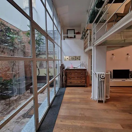 公寓 Cozy Garden In