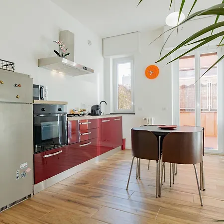 Modern One-bedroom With Terrace - Naviglio Martesana * Μιλάνο