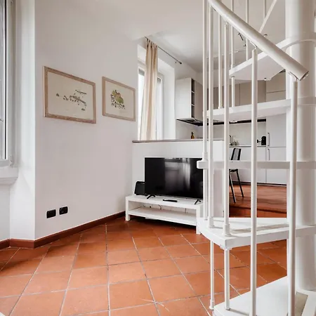 Just Urban - Refined In Life 2 Min M1 E M5 Metro * Milano