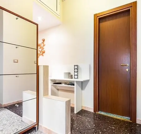 شقة Amundsen House San Siro Wi-fi - M1 M5 *