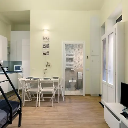 Naviglio Grande - Sui Navigli Corte Storica Apartman