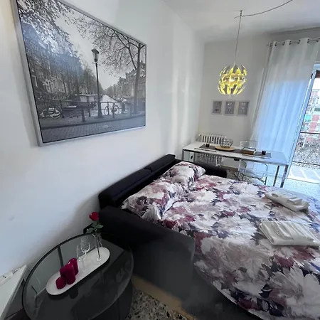アパート One-bedroom Bicocca ミラノ