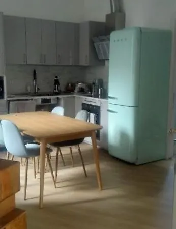 Sweet Private View *