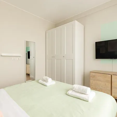 Bdc - Tender 2bdr At Navigli Area מילאנו