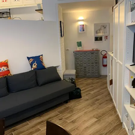 Cozy Jommelli *