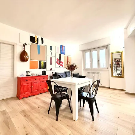 Art - Free Parking Milano