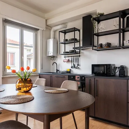 Albertinelli - Bilocale San Siro Apartman Milánó