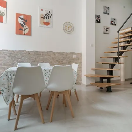 Guesthost - Affori Cozy Flat Apartment *