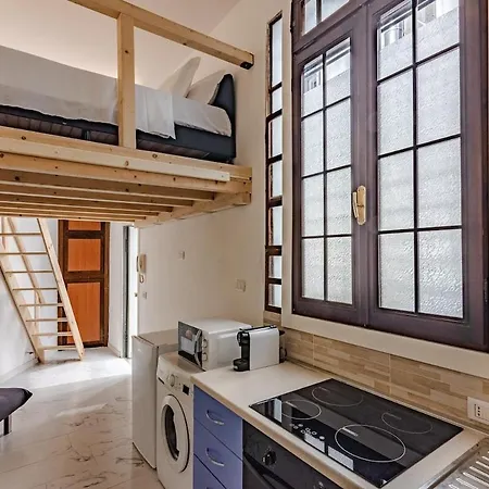 アパート Easy Loft Next To Loreto Metro Stop ミラノ