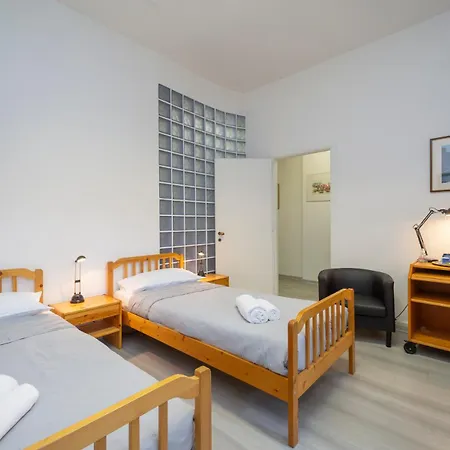Lejlighed Comfortable And Quiet Near M4 Metro Milano