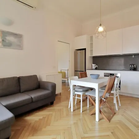 Apartament Station - Your From