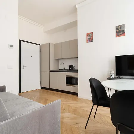 Unione Boutique - 1min From Duomo Milán