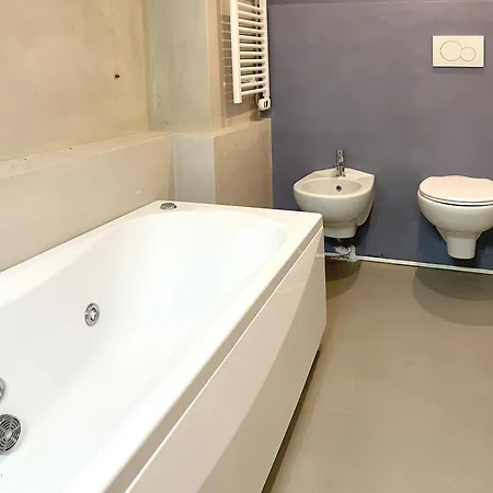 Flatsharing - Collegno 3 Level Loft * Milaan