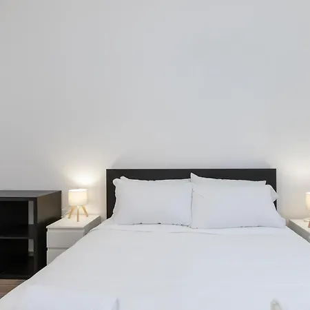 Apartamento M1 M2 A Short Walk From The Subway